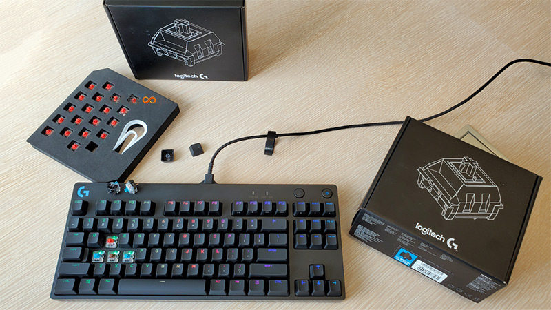 新品首發+開箱】羅技G PRO X 機械式鍵盤,青紅茶軸三個願望一次滿足