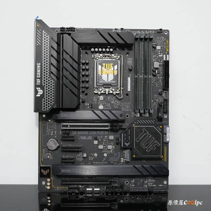 開箱】免萬元的Z790依然有料!華碩TUF GAMING Z790-PLUS D4、PRIME